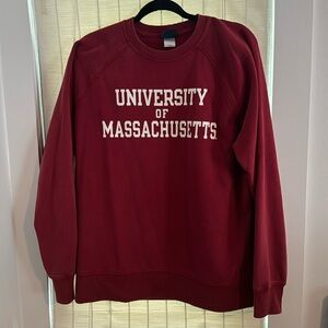UMass sweatshirt size M